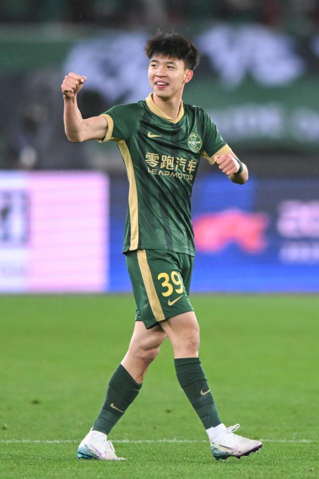 惊艳！王钰栋中超首球来了 新一代年轻人该接班了